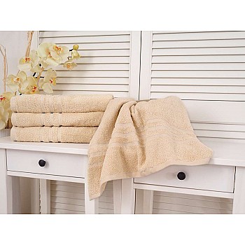 Bombažna frotirna brisača Classic 70x140 - Krem